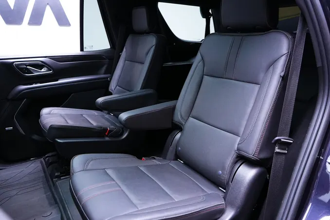 Chevrolet Tahoe Black