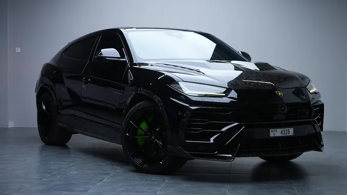Lamborghini Urus Mansory Black