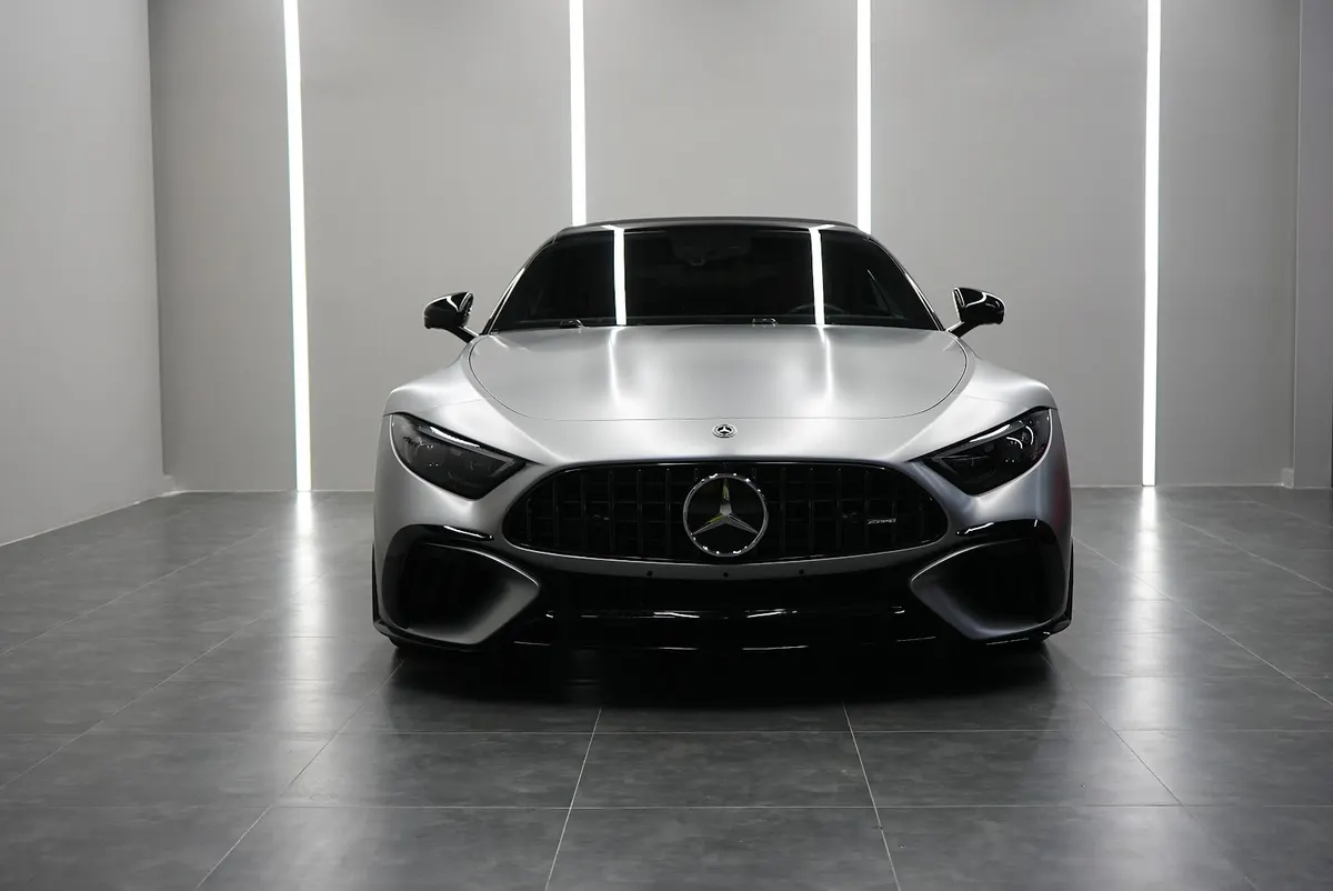 Mercedes SL63 AMG Grey