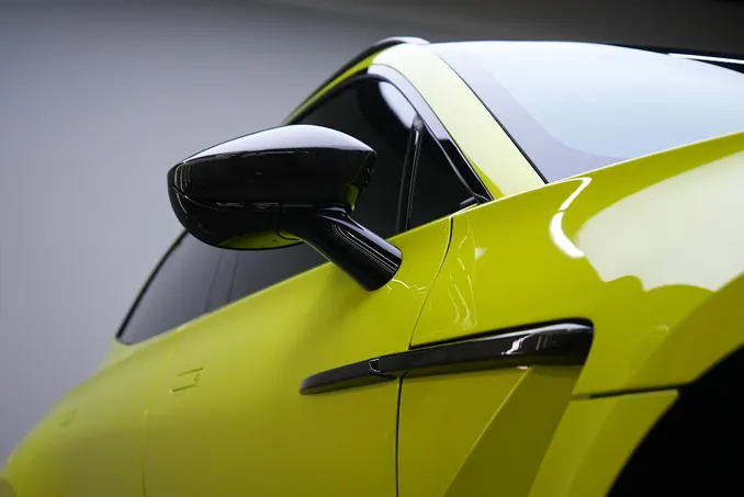 Aston Martin DBX707 Green