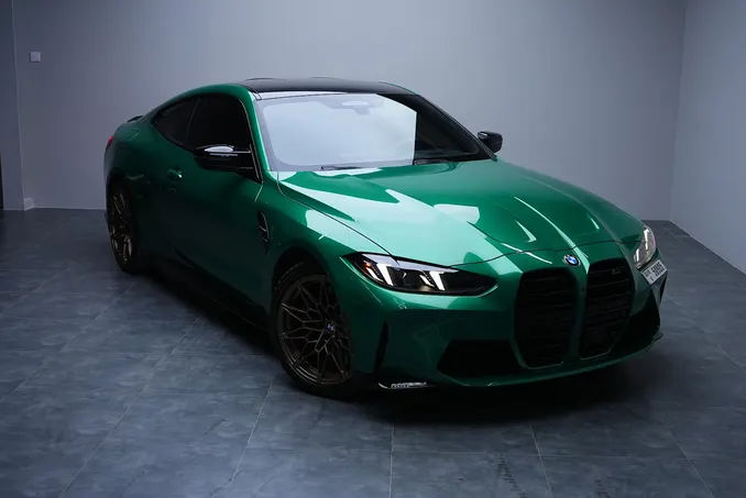 BMW M4 Green