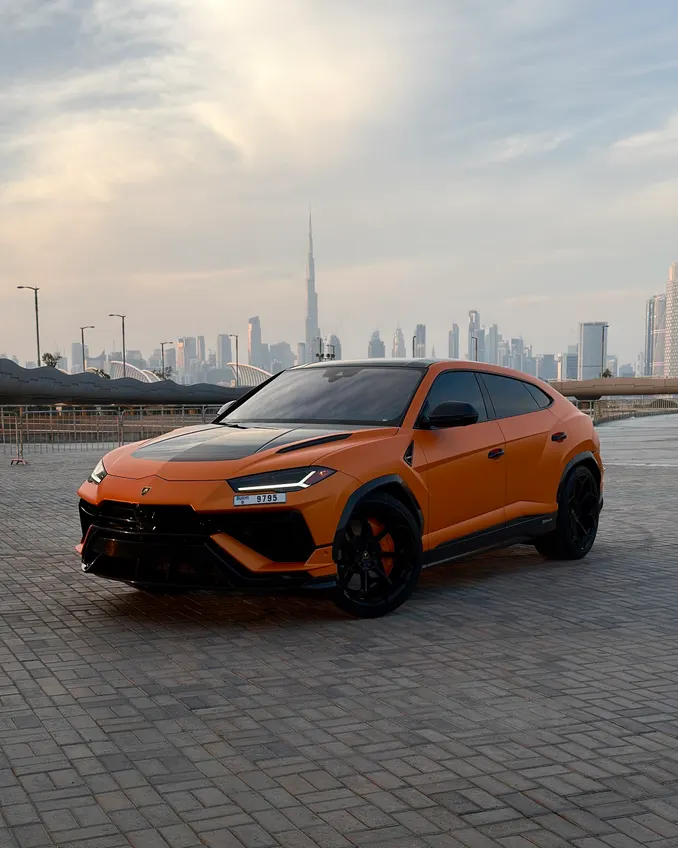 Lamborghini Urus Performante Orange