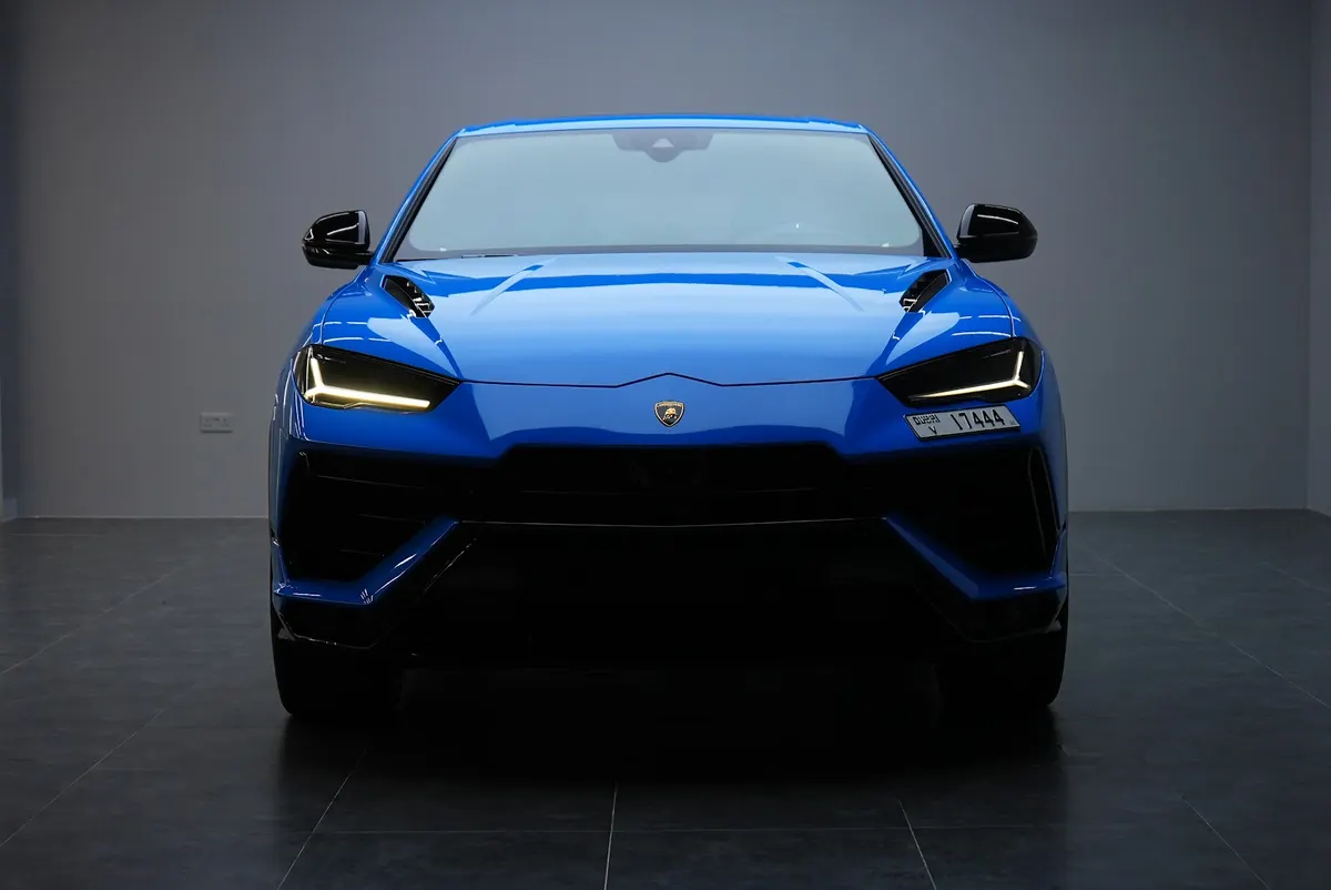 Lamborghini Urus S Blue