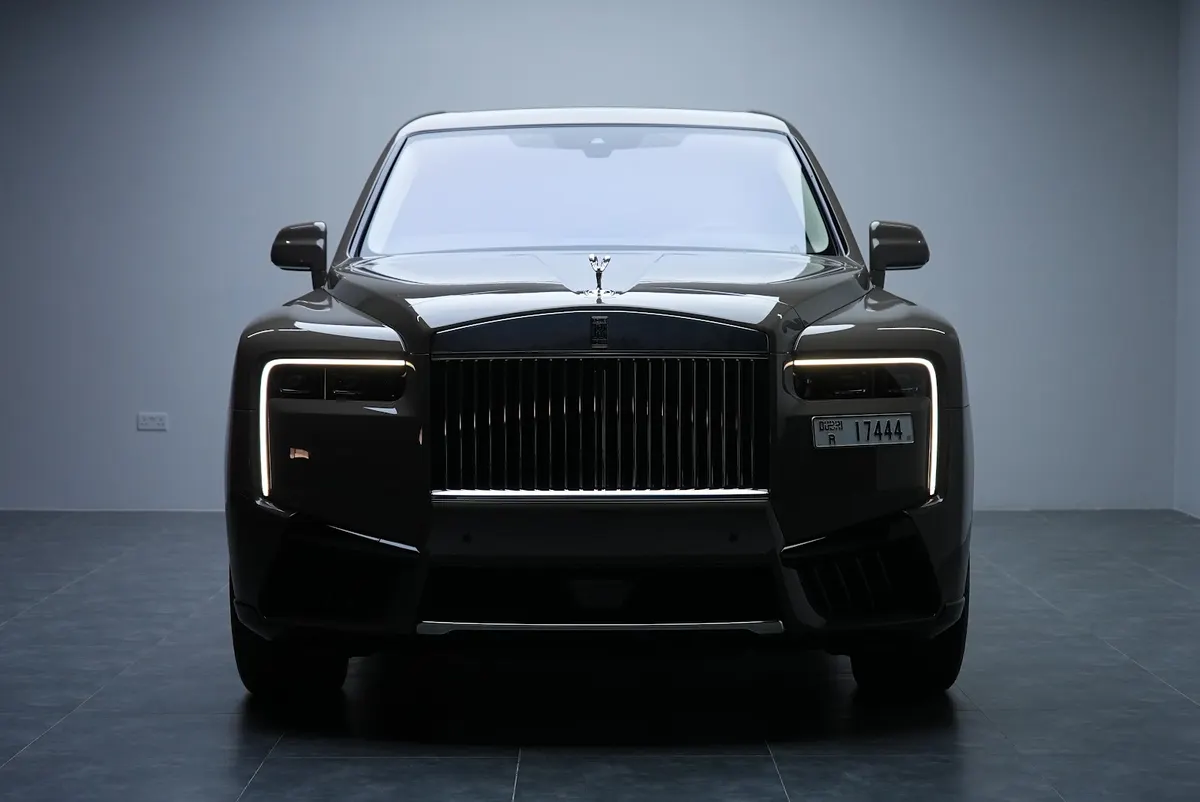 Rolls-Royce Cullinan 2025 Brown