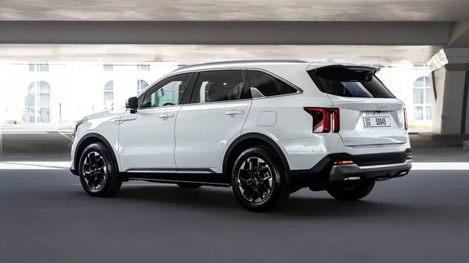 Kia Sorento White