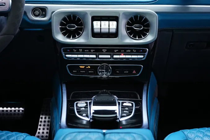 Mercedes G550 4x4 Brabus Tiffany/Black