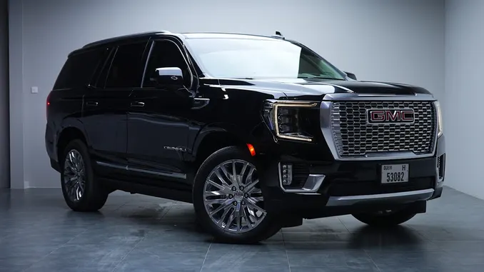GMC Yukon Denali Black