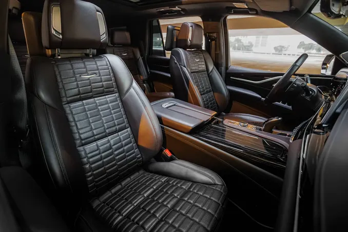 Cadillac Escalade V White