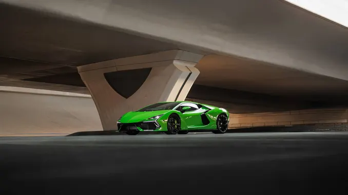 Lamborghini Revuelto Green
