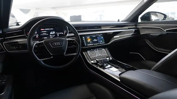 Audi A8 Black