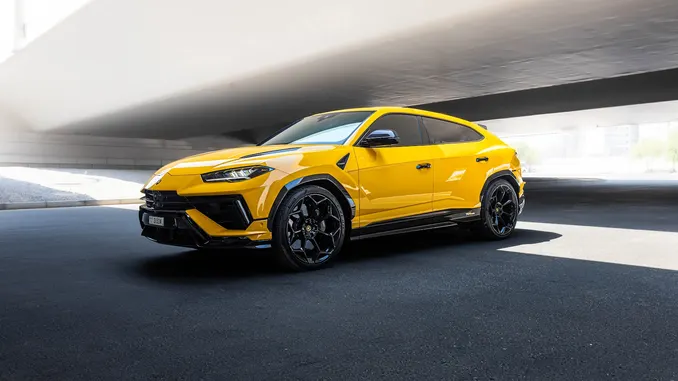 Lamborghini Urus Performante Yellow