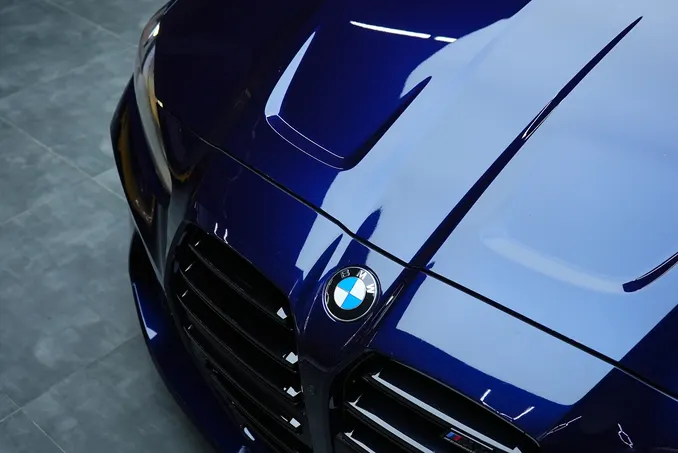 BMW M4 Convertible Blue